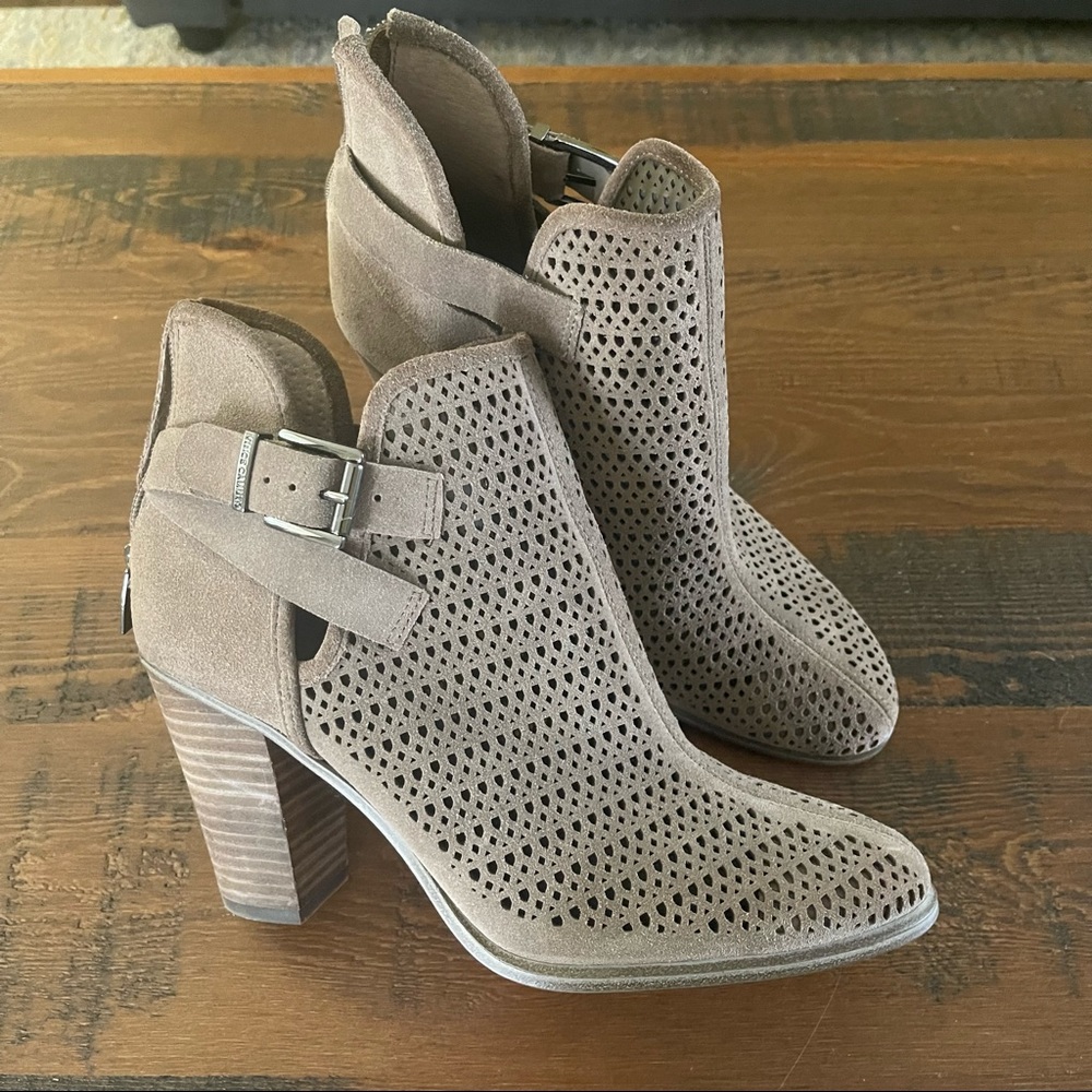 Vince Camuto